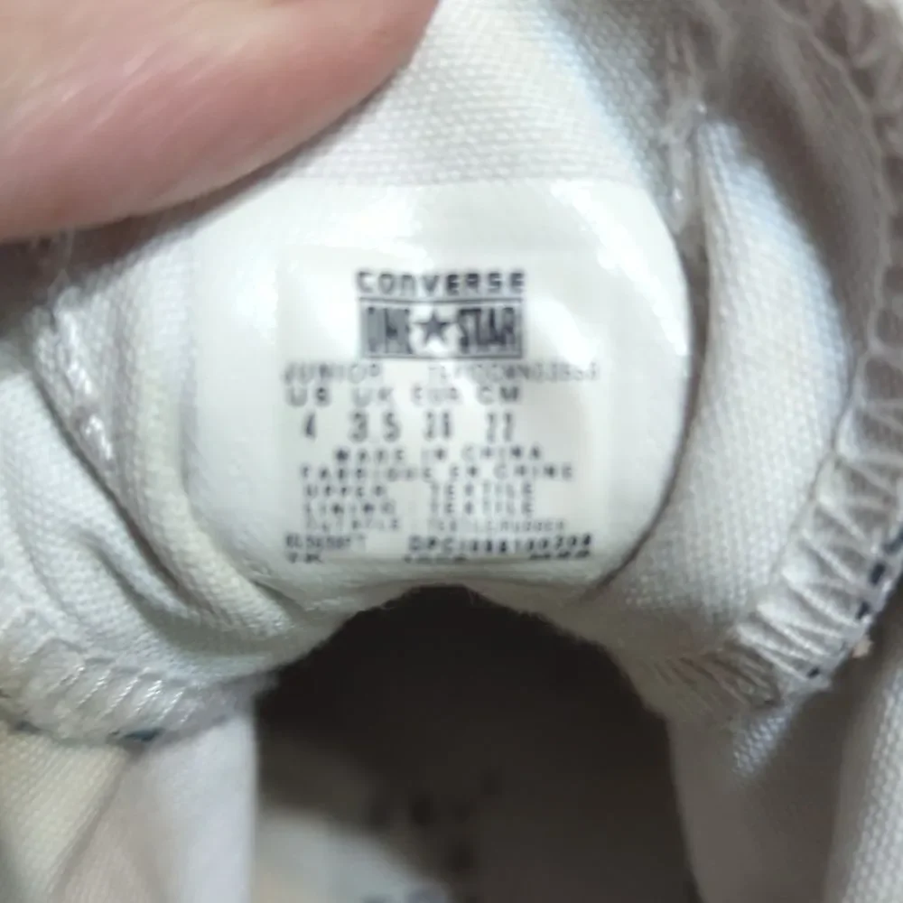 vintage 2004 Converse One Star Junior hi‎ top sneakers